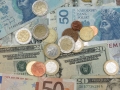 60912779-mixed-currency-notes-usd-eur-sek-pln-czk-stock-photo-55224.jpg
